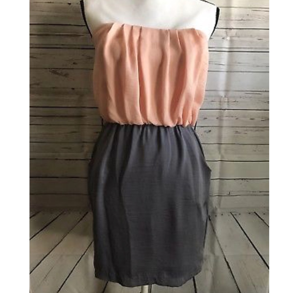 Cocktail dress w/pockets